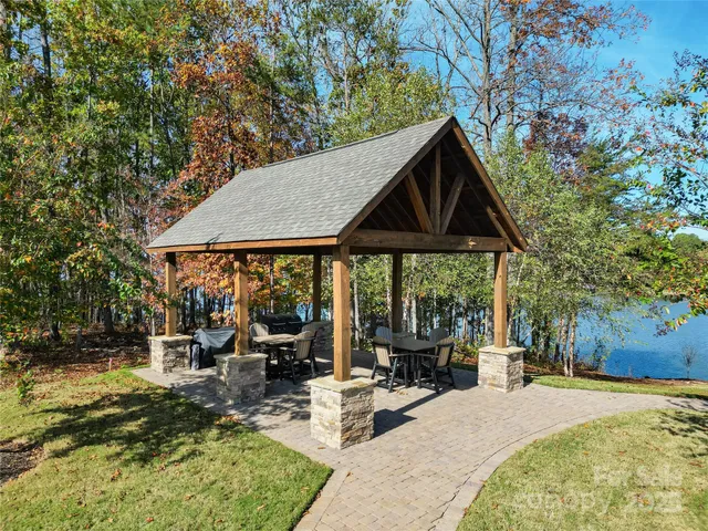 $580,000 | 146 Beacon Drive, Unit C, Mooresville, NC 28117