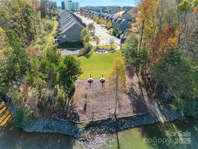 $580,000 | 146 Beacon Drive, Unit C, Mooresville, NC 28117