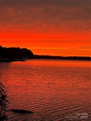 $580,000 | 146 Beacon Drive, Unit C, Mooresville, NC 28117