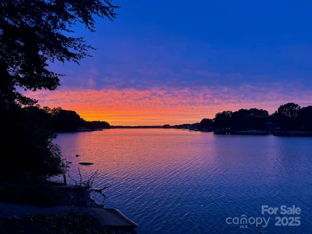 $580,000 | 146 Beacon Drive, Unit C, Mooresville, NC 28117