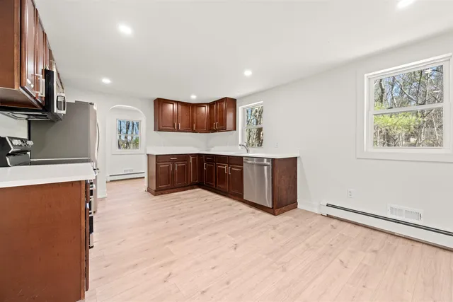 $624,900 | 3 Roux Avenue, Salem, NH 03079