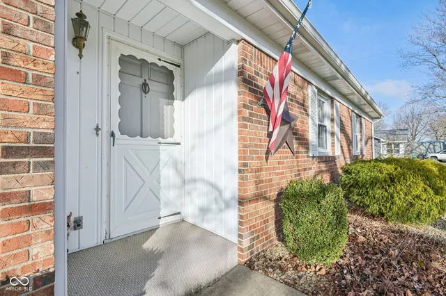 $299,000 | 2245 South Clark Road, Shelbyville, IN 46176