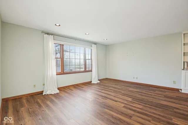 $299,000 | 2245 South Clark Road, Shelbyville, IN 46176