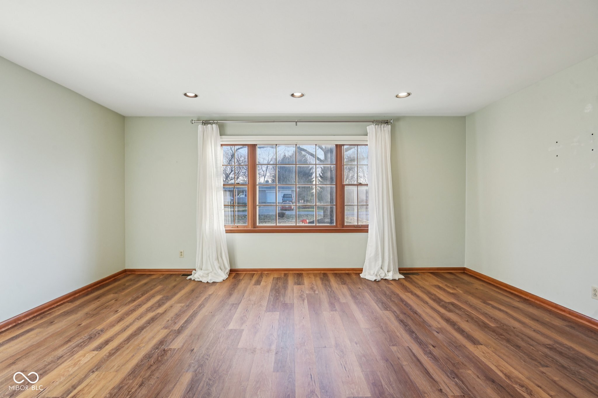 2245 South Clark Road Shelbyville, IN 46176 - Photo 8 of 57