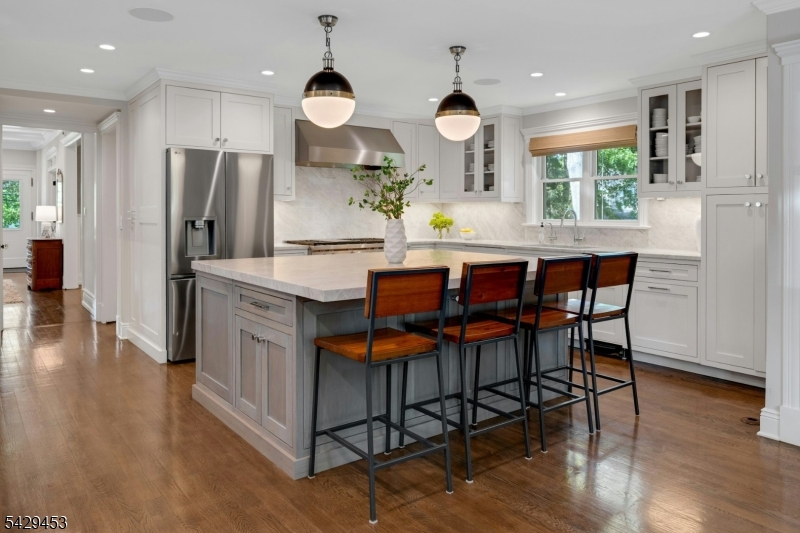 27 Bedford Road Summit, NJ 07901 - Photo 16 of 49