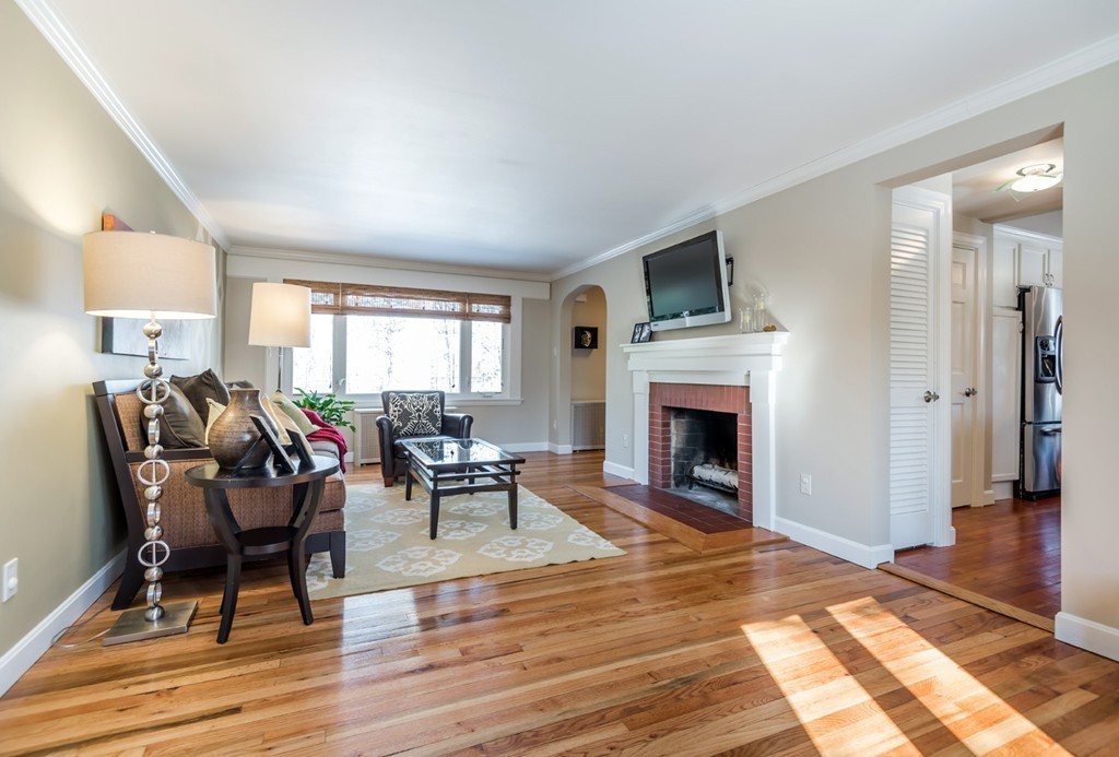 16 Cornell Road Andover, MA 01810 - Photo 9 of 25 Gallery Image 9