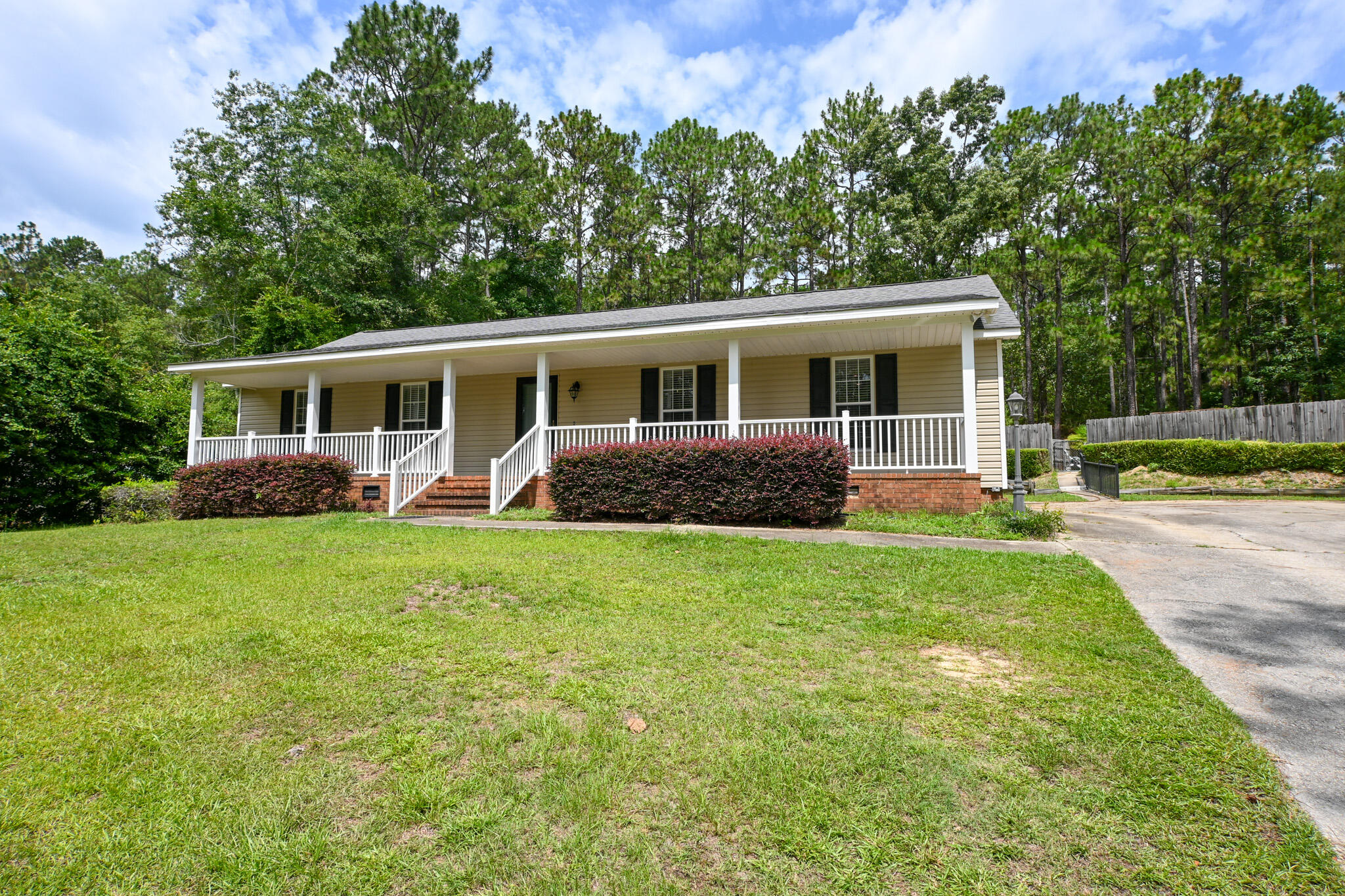 1163 Ridgemont Drive Aiken, SC 29803 - Photo 2 of 45