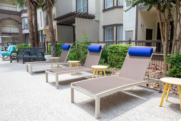 $2,457 | 4001 Fannin Street, Unit 4703, Houston, TX 77004