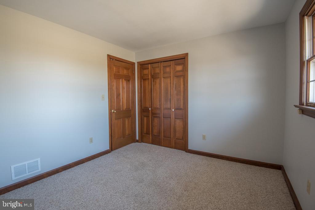 2123 Cider Press Road Manheim, PA 17545 - Photo 30 of 51