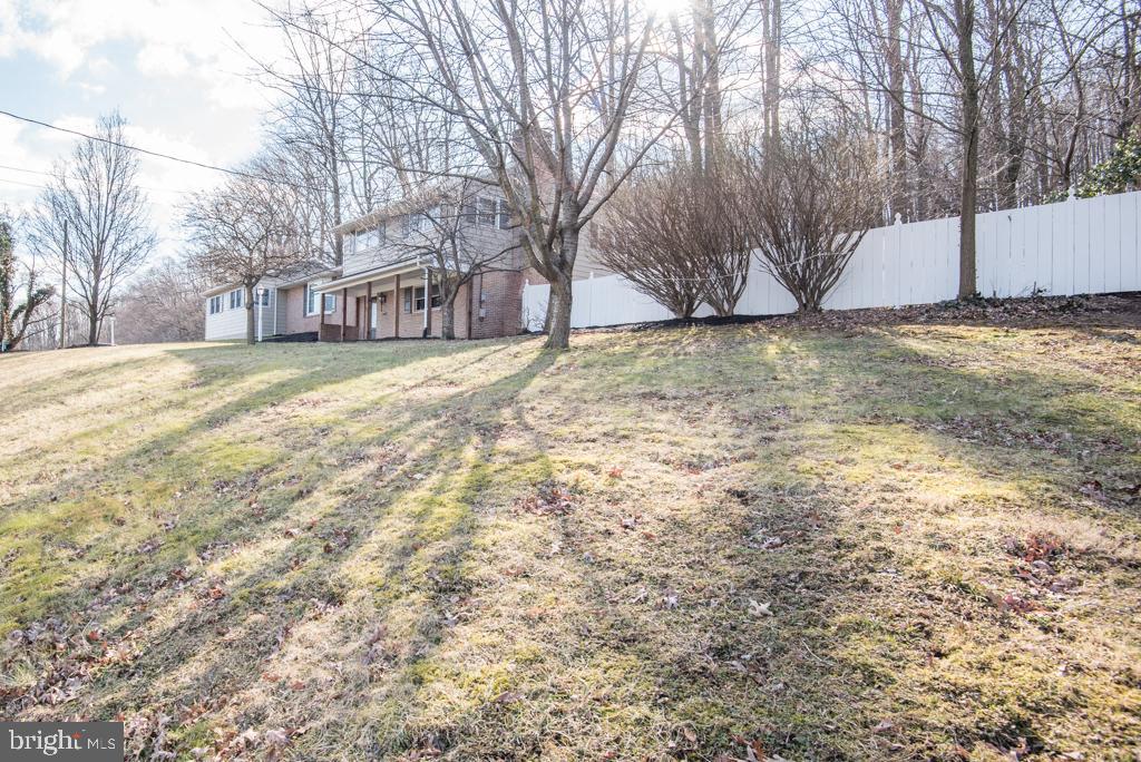 2123 Cider Press Road Manheim, PA 17545 - Photo 4 of 51