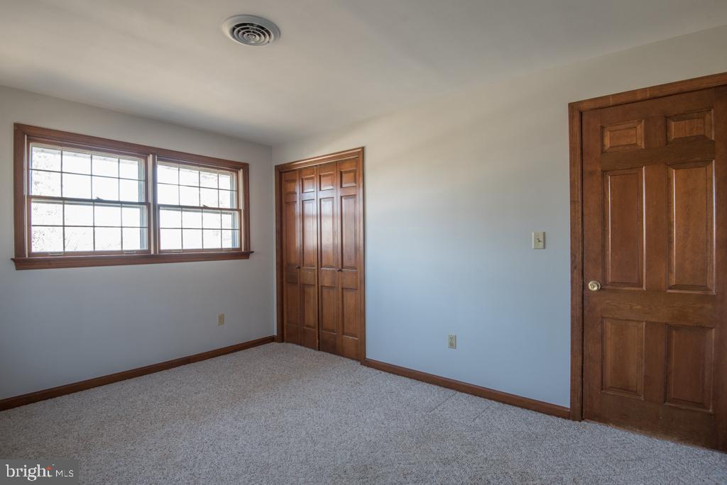 2123 Cider Press Road Manheim, PA 17545 - Photo 32 of 51