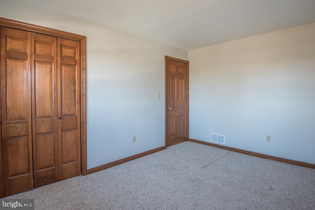 2123 Cider Press Road Manheim, PA 17545 - Photo 33 of 51