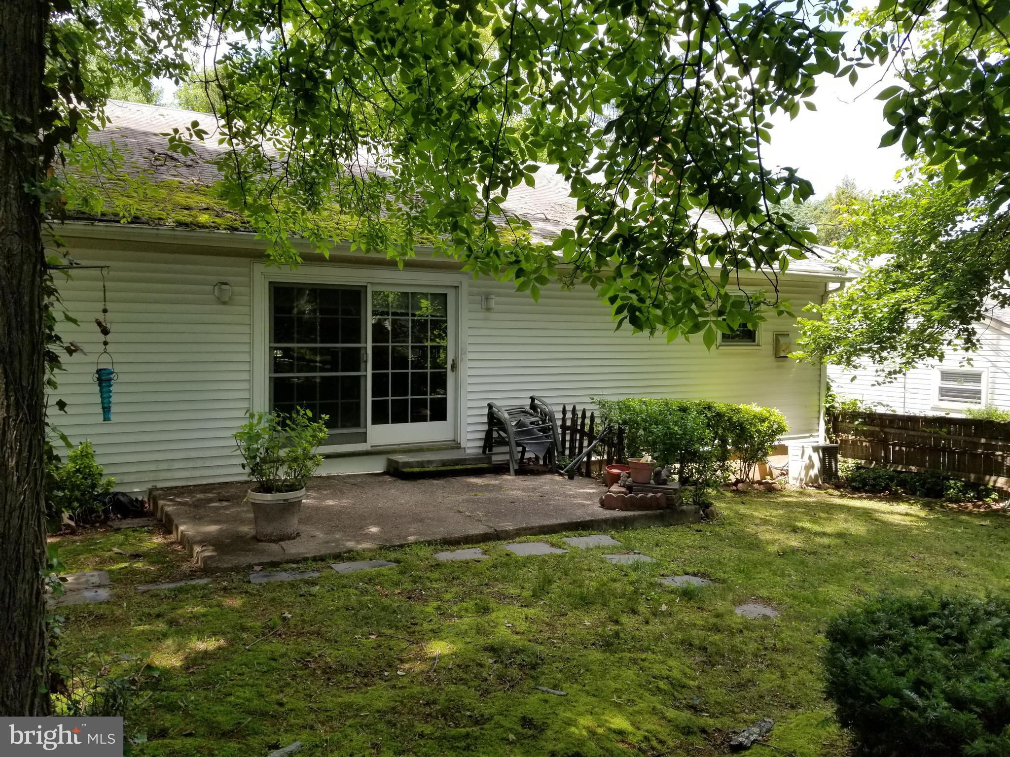 180 Windmill Road Willow Grove, PA 19090 - Photo 3 of 23 Gallery Image 3