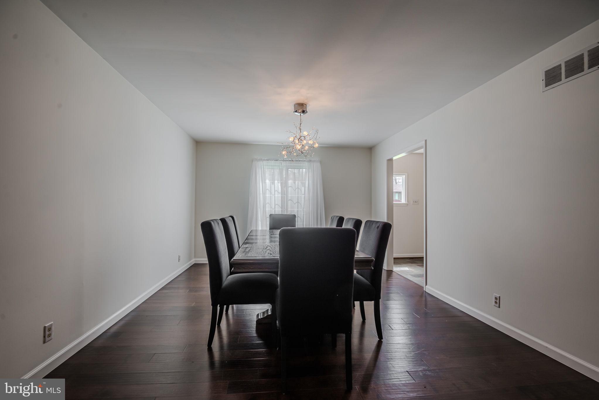 211 Hitching Post Drive Wilmington, DE 19803 - Photo 10 of 67 Dining Room - Alternate View