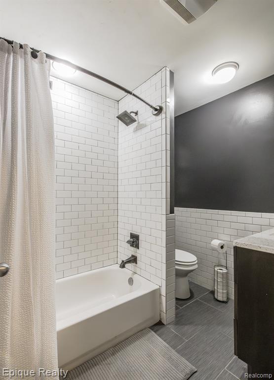 2999 Buckner Road Lake Orion, MI 48362 - Photo 36 of 52 Gallery Image 36