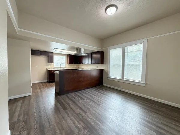 $275,000 | 622 North Palm Avenue, Fresno, CA 93728