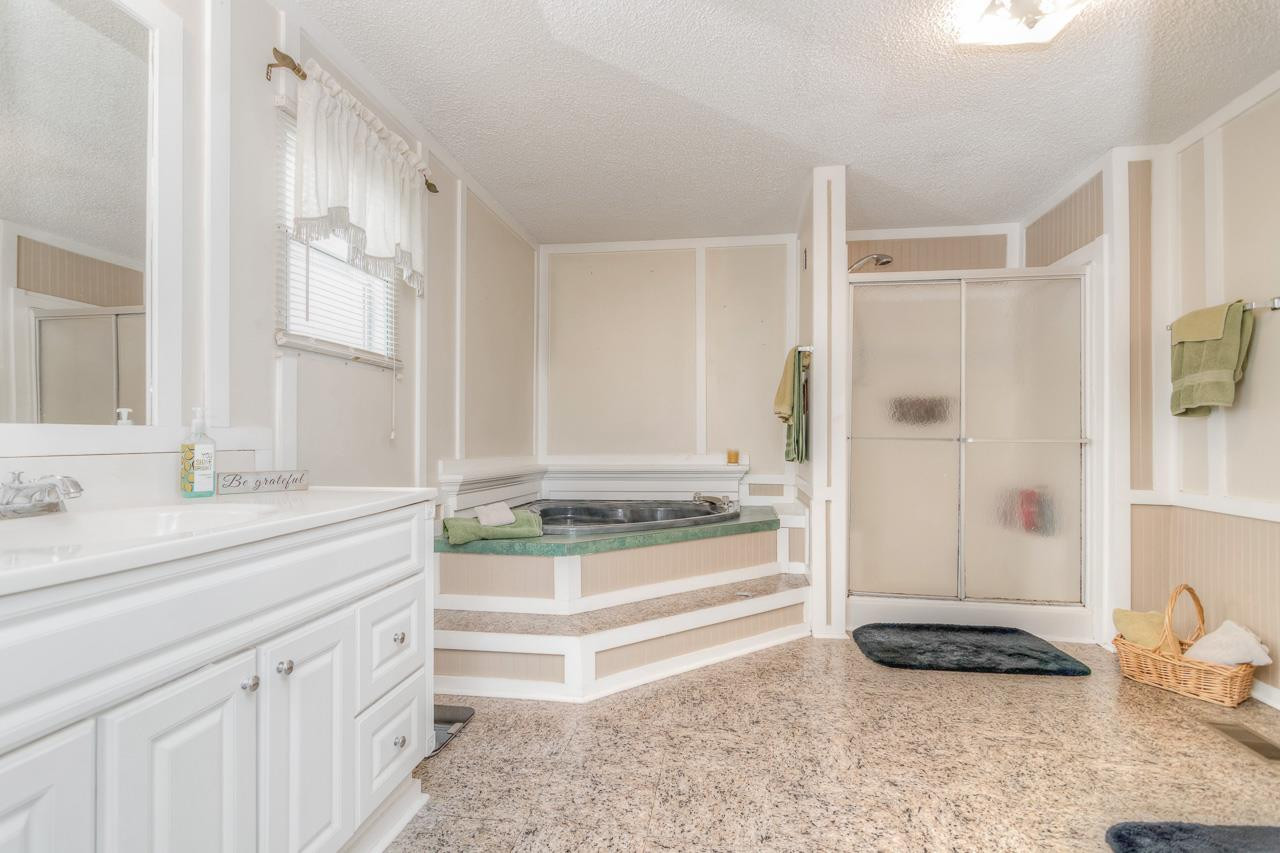 13120 Buffalo Road Clayton, NC 27527 - Photo 13 of 22 Master Bath