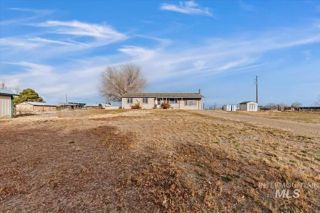 $365,000 | 14064 Southwest Parker Dr Mountain, Mountain Home, ID 83647