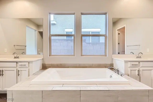 $4,000 | 3008 Barrett Springs Avenue, Henderson, NV 89044