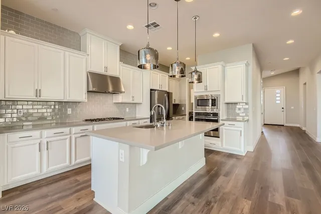 $4,000 | 3008 Barrett Springs Avenue, Henderson, NV 89044