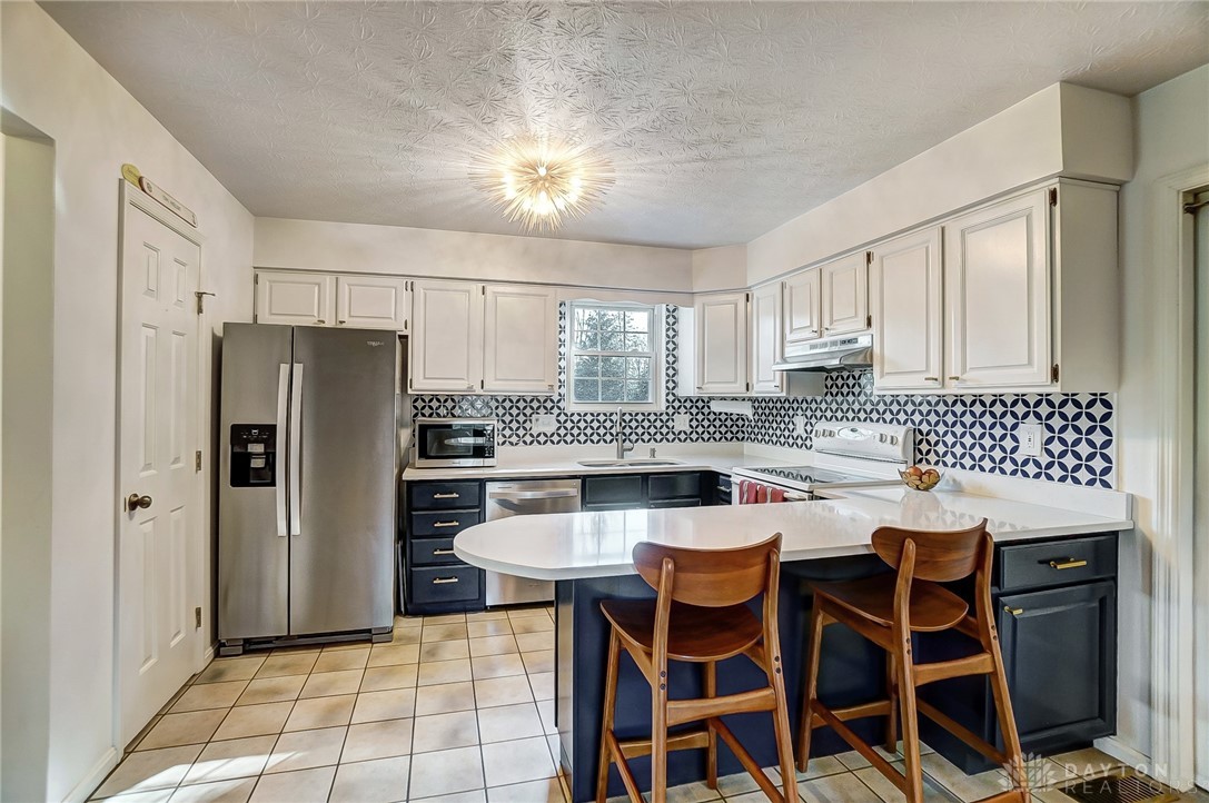 128 A Springfield Pike Cincinnati, OH 45215 - Photo 6 of 40