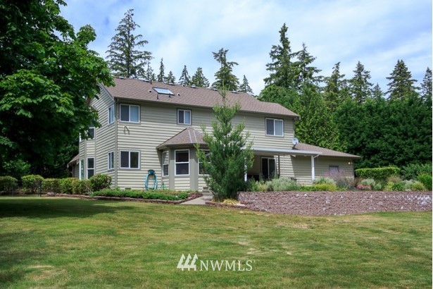 15021 Stevens Road Southeast Olalla, WA 98359 - Photo 13 of 25 Gallery Image 13