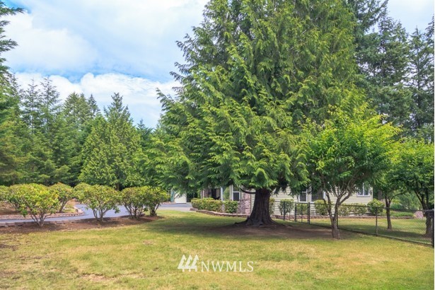 15021 Stevens Road Southeast Olalla, WA 98359 - Photo 14 of 25 Gallery Image 14