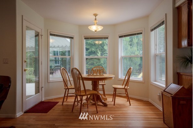 15021 Stevens Road Southeast Olalla, WA 98359 - Photo 6 of 25 Gallery Image 6