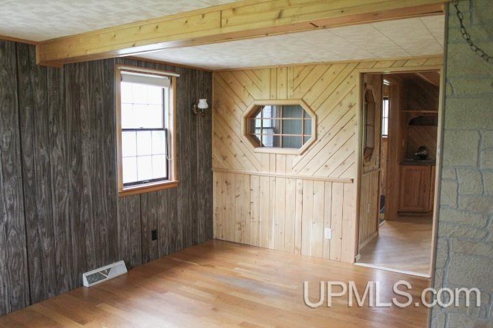 9830 Walstroms Road Republic, MI 49879 - Photo 8 of 22 Gallery Image 8
