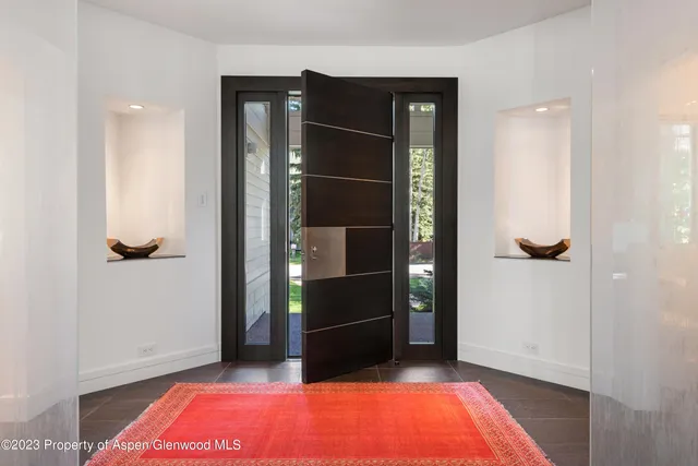 a view of a walk in closet