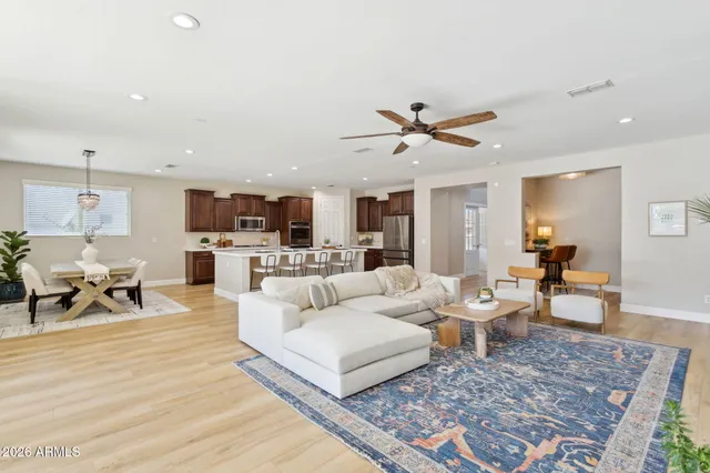 $985,000 | 10723 East Deawalter Avenue, Mesa, AZ 85212