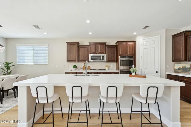 $985,000 | 10723 East Deawalter Avenue, Mesa, AZ 85212