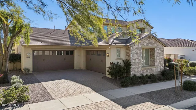 $985,000 | 10723 East Deawalter Avenue, Mesa, AZ 85212