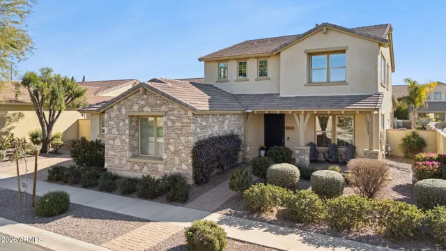 $985,000 | 10723 East Deawalter Avenue, Mesa, AZ 85212