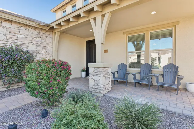 $985,000 | 10723 East Deawalter Avenue, Mesa, AZ 85212