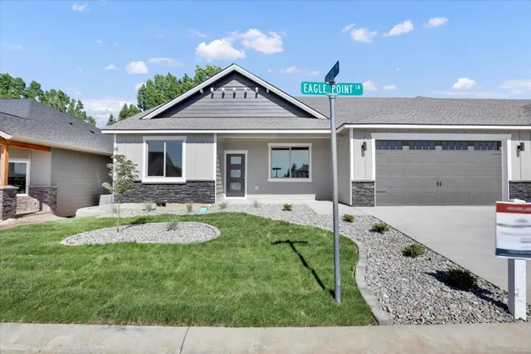 $565,850 | 15 North Country Club Drive, Unit 15, Deer Park, WA 99006