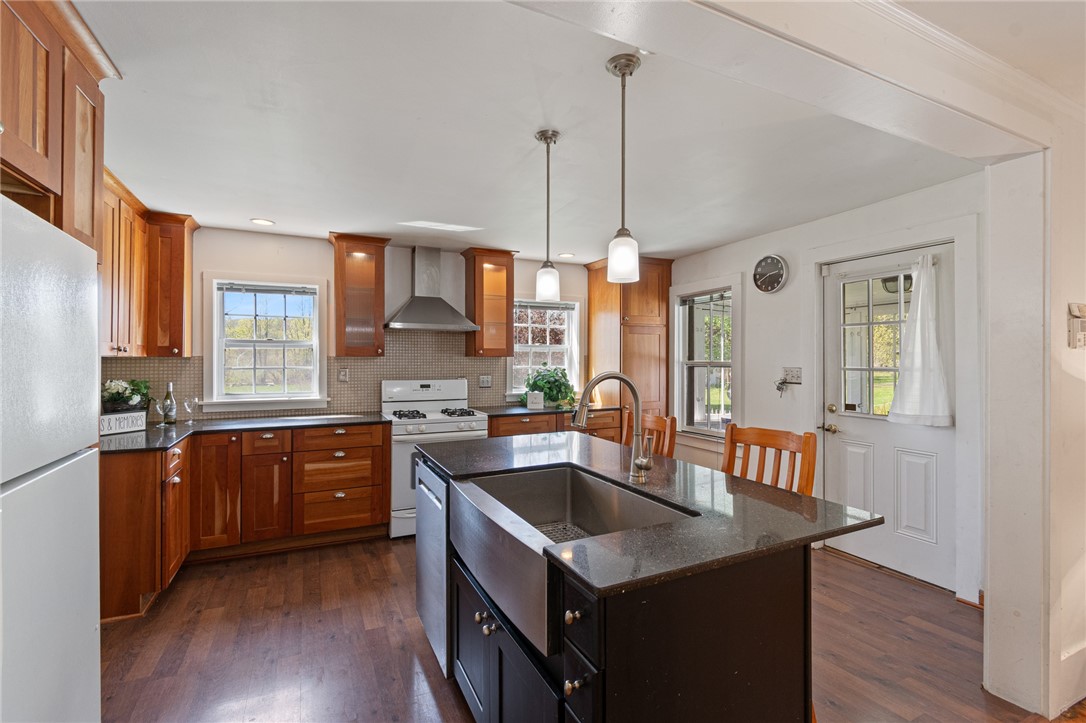 4427 Boynton Road Walworth, NY 14568 - Photo 8 of 49 Note the granite counters and the FARMHOUSE style