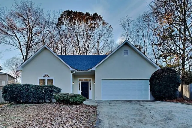 $2,400 | 4203 East Emerald Drive Northwest, Kennesaw, GA 30144