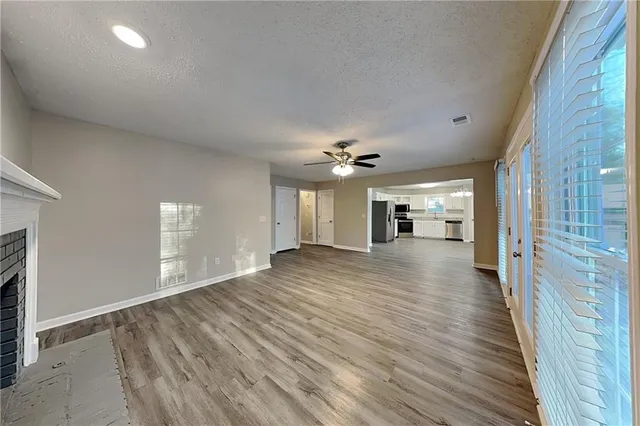 $2,400 | 4203 East Emerald Drive Northwest, Kennesaw, GA 30144