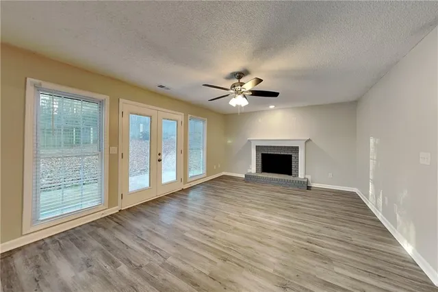 $2,400 | 4203 East Emerald Drive Northwest, Kennesaw, GA 30144