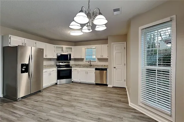 $2,400 | 4203 East Emerald Drive Northwest, Kennesaw, GA 30144