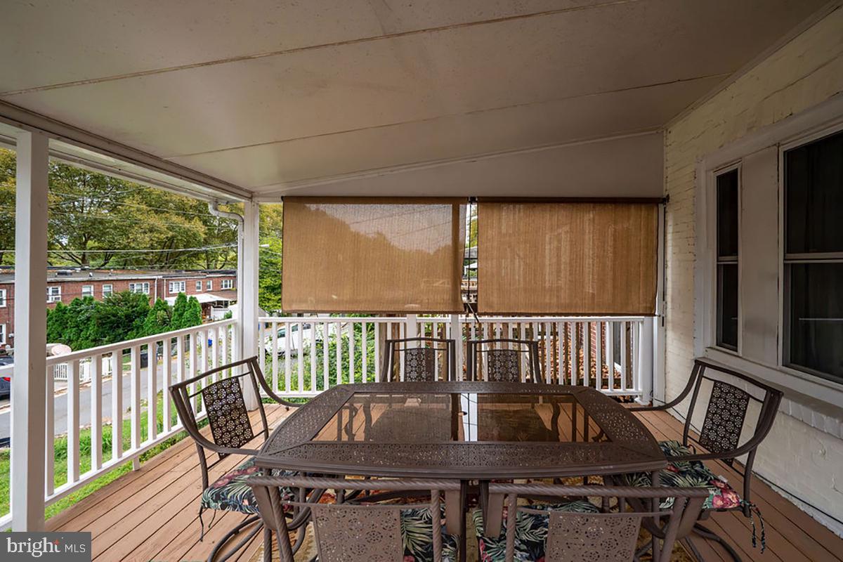 391 Sunset Road West Reading, PA 19611 - Photo 28 of 34 Rear deck off kitchen