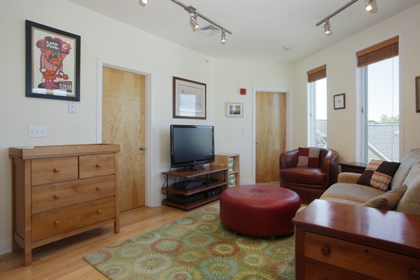 24 Bay State Road, Unit 22 Cambridge, MA 02138 - Photo 3 of 8 Gallery Image 3