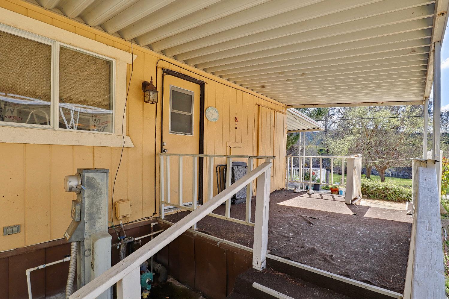 25433 East Trimmer Springs Road, Unit 4 Sanger, CA 93657 - Photo 17 of 33