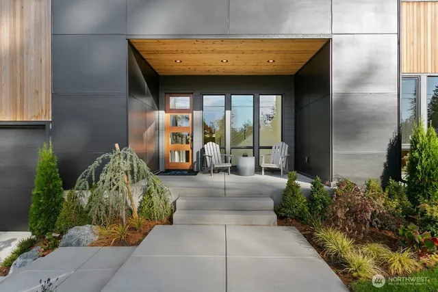 $2,995,000 | 1004 166th Place Northeast, Bellevue, WA 98008