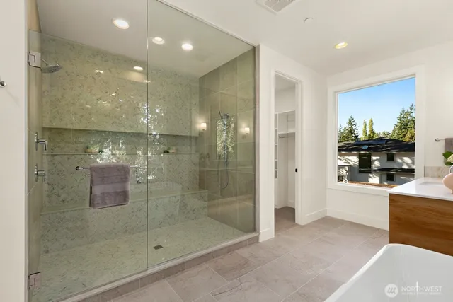 $2,995,000 | 1004 166th Place Northeast, Bellevue, WA 98008