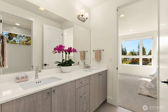 $2,995,000 | 1004 166th Place Northeast, Bellevue, WA 98008