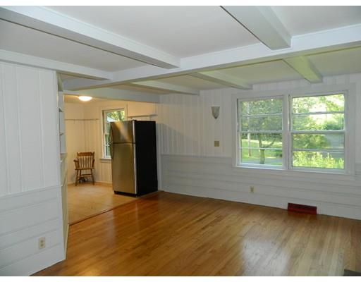 402 Allen Road Belchertown, MA 01007 - Photo 12 of 41 Gallery Image 12