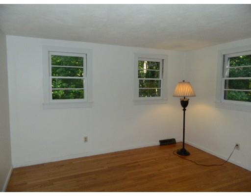 402 Allen Road Belchertown, MA 01007 - Photo 17 of 41 Gallery Image 17