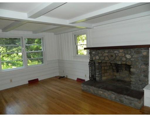 402 Allen Road Belchertown, MA 01007 - Photo 10 of 41 Gallery Image 10